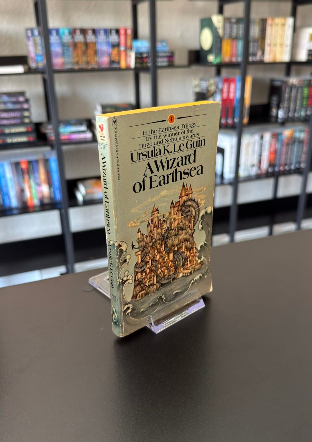 A Wizard of Earthsea (The Earthsea Cycle #1)