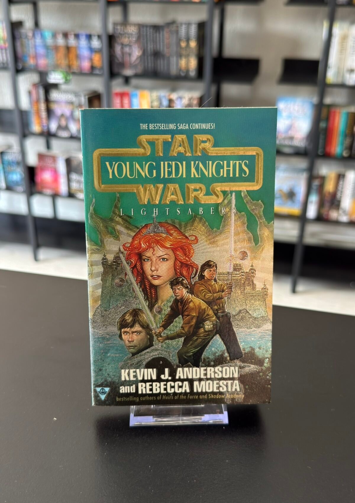 Lightsabers (Star Wars: Young Jedi Knights #4)