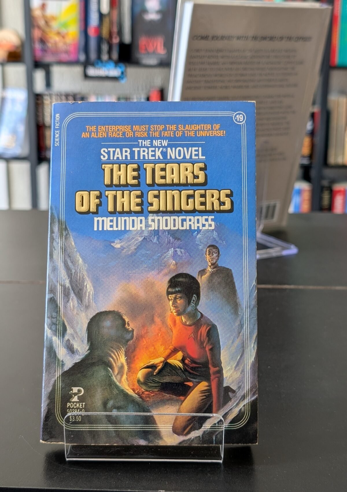 The Tears of the Singers (Star Trek #19)