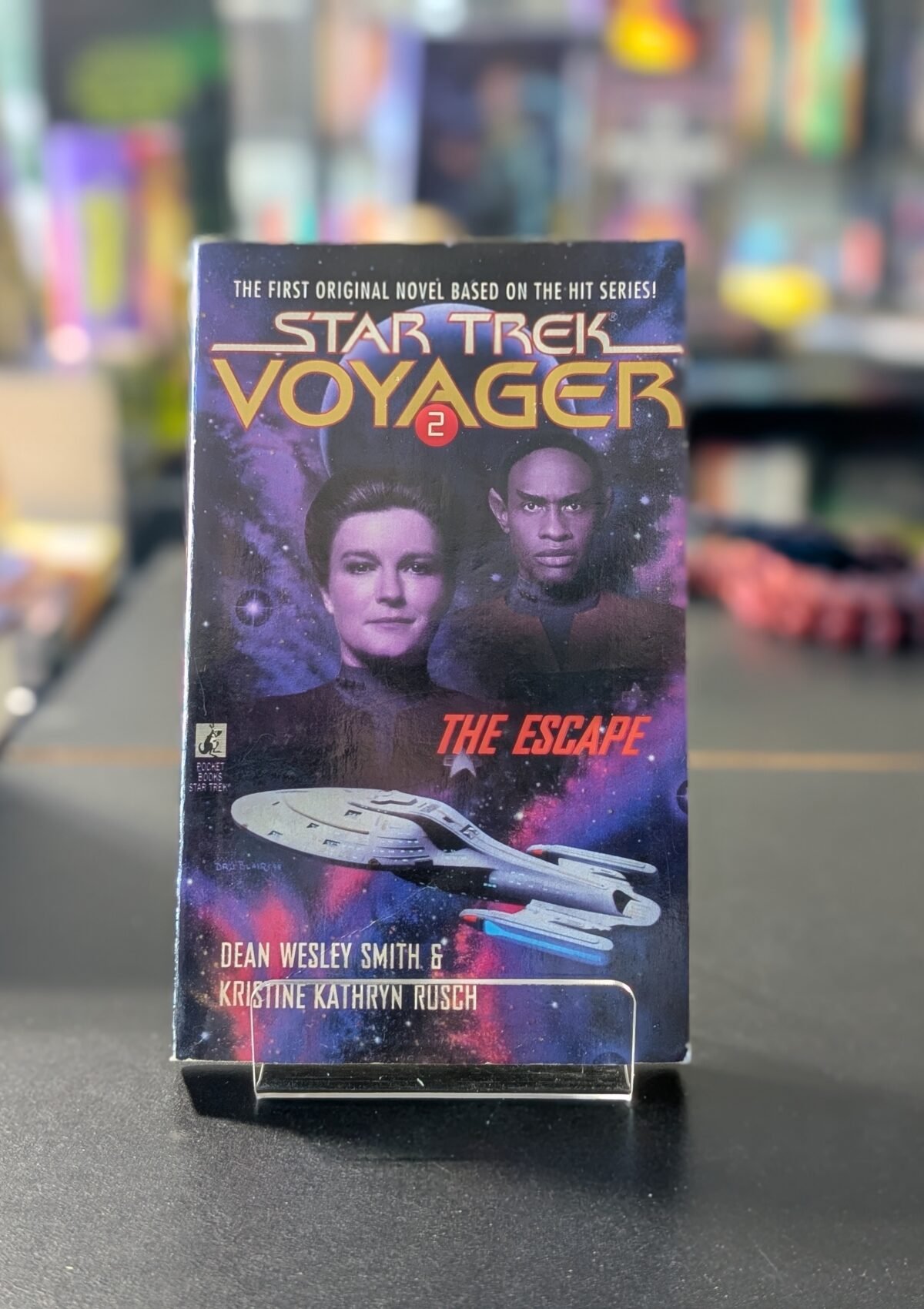 The Escape (Star Trek Voyager #2)
