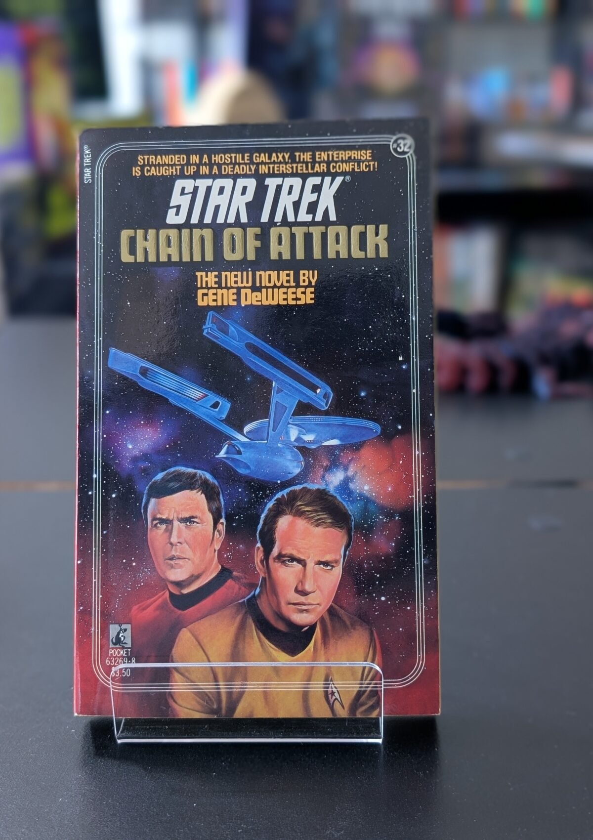 Chain of Attack (Star Trek  #32)