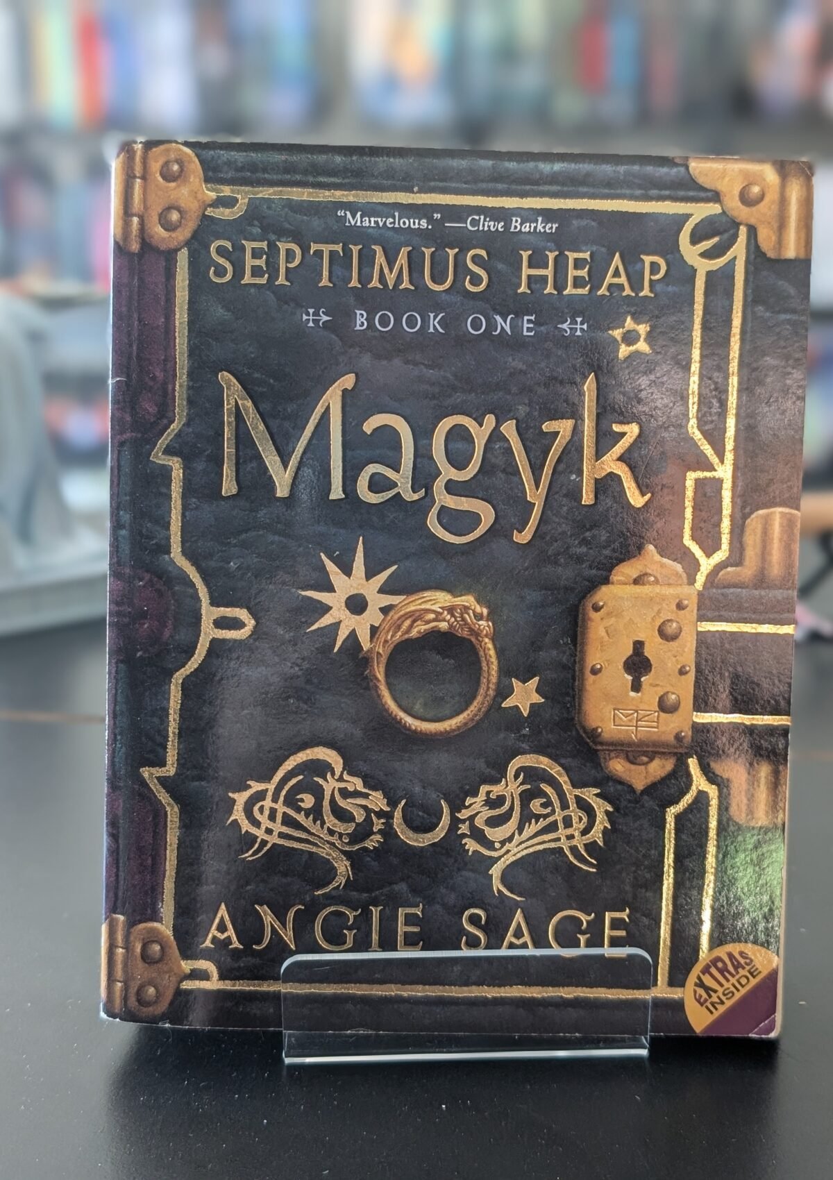 Magyk (Septimus Heap #1)